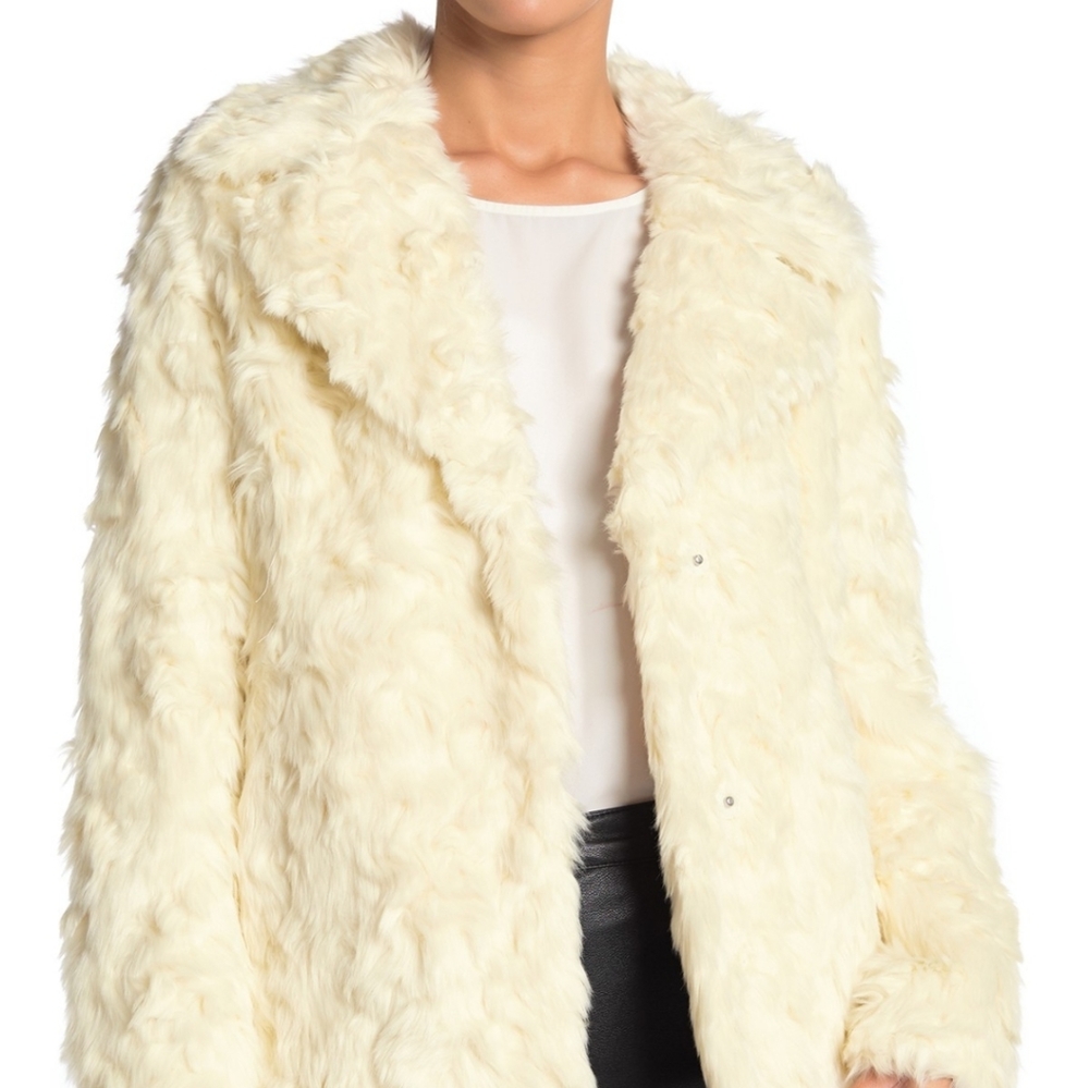 NWT:Ivory BCBG Notch Collar Faux Fur Jacket